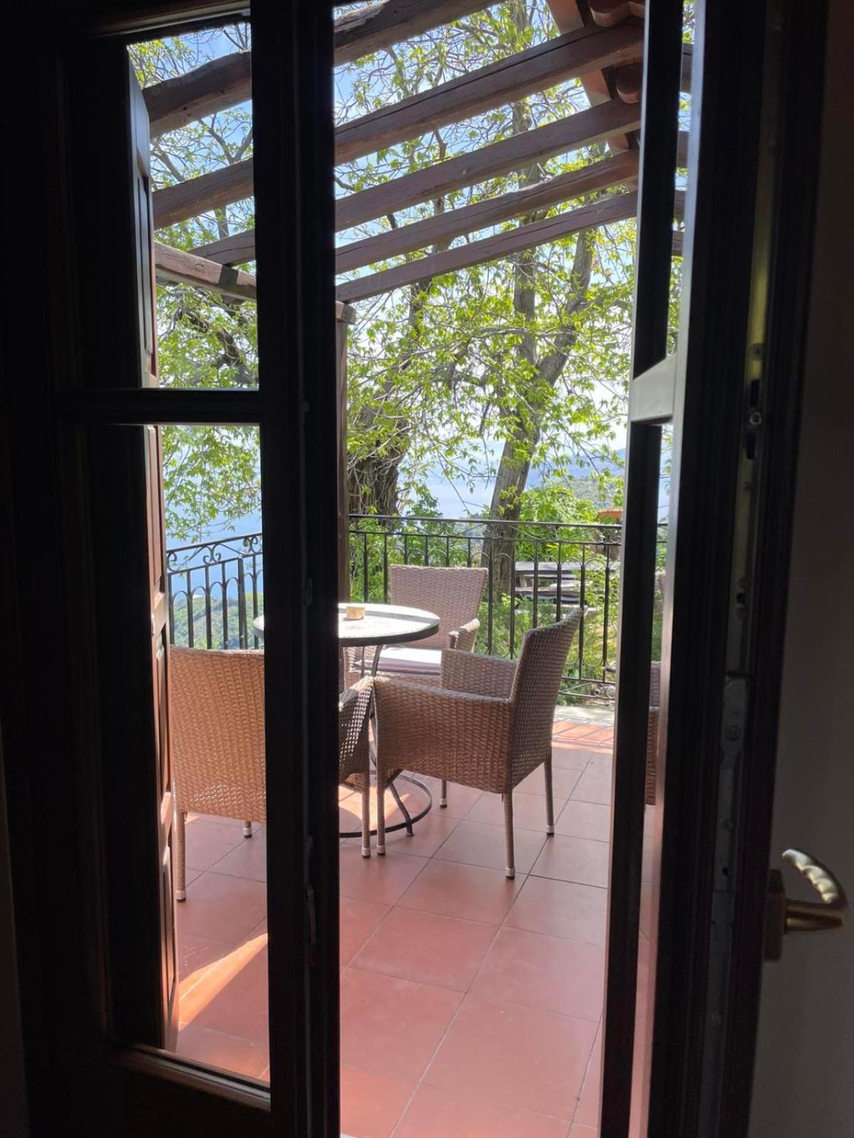 Hotel Maistra Цагарада Экстерьер фото