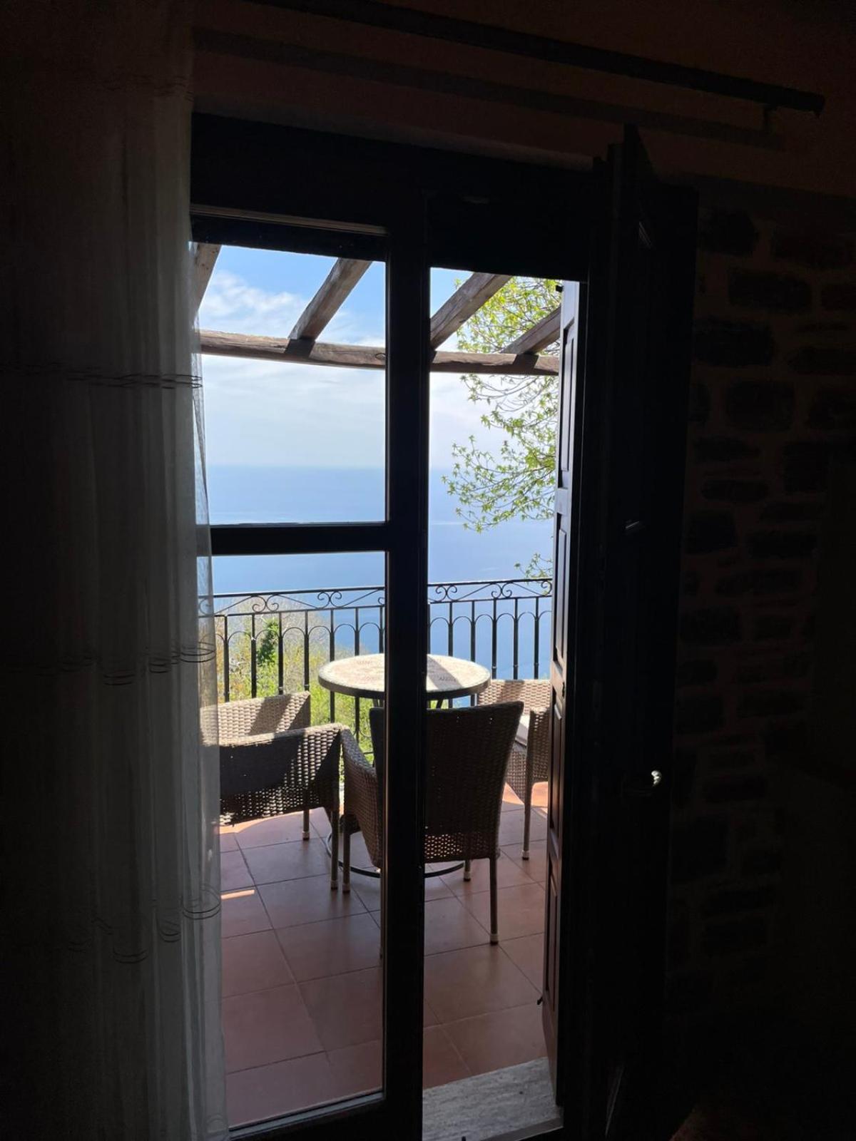 Hotel Maistra Цагарада Экстерьер фото